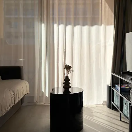 Apartman Pool & *